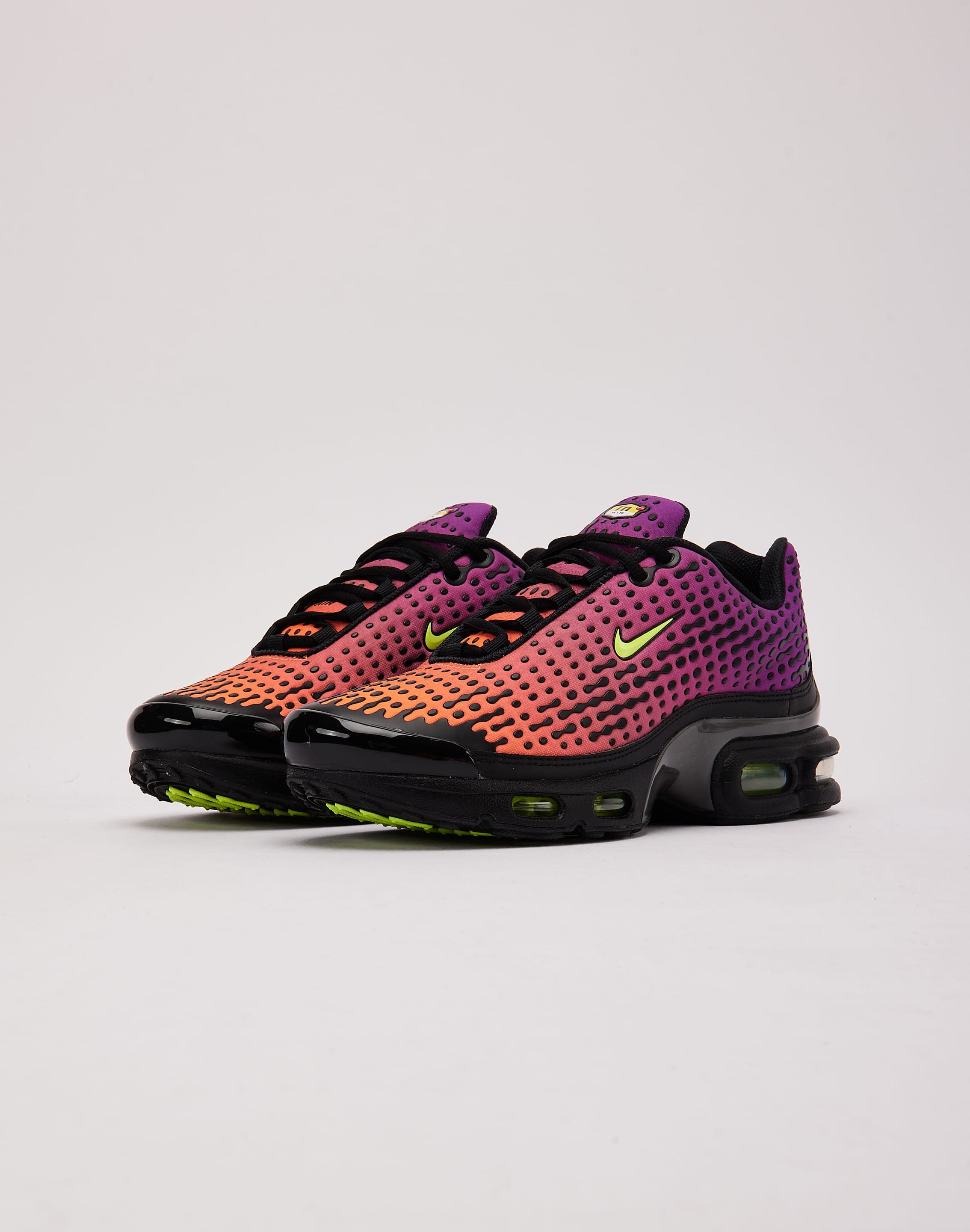 nike_HQ2197_20800_M022.jpg