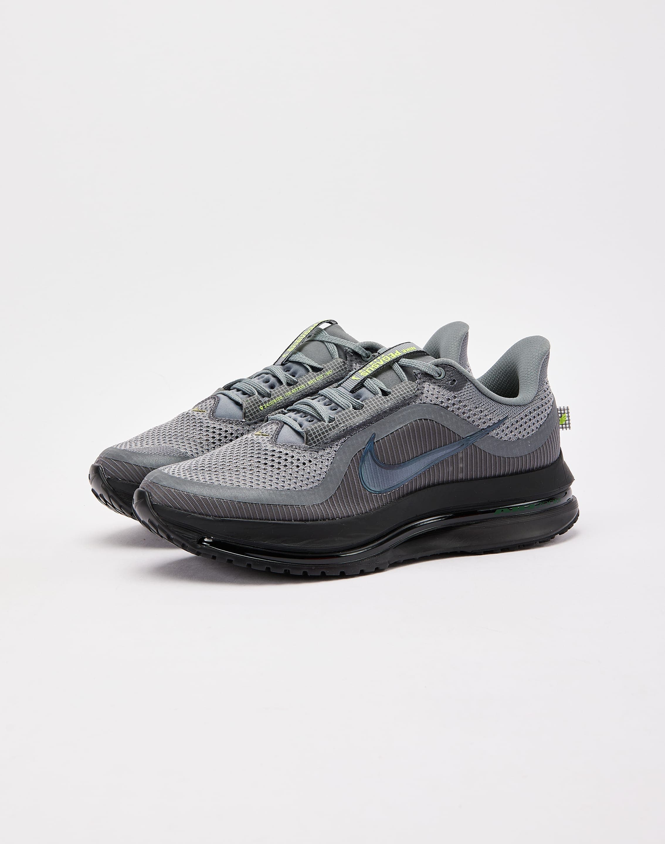 nike_HQ2592012_M001.jpg