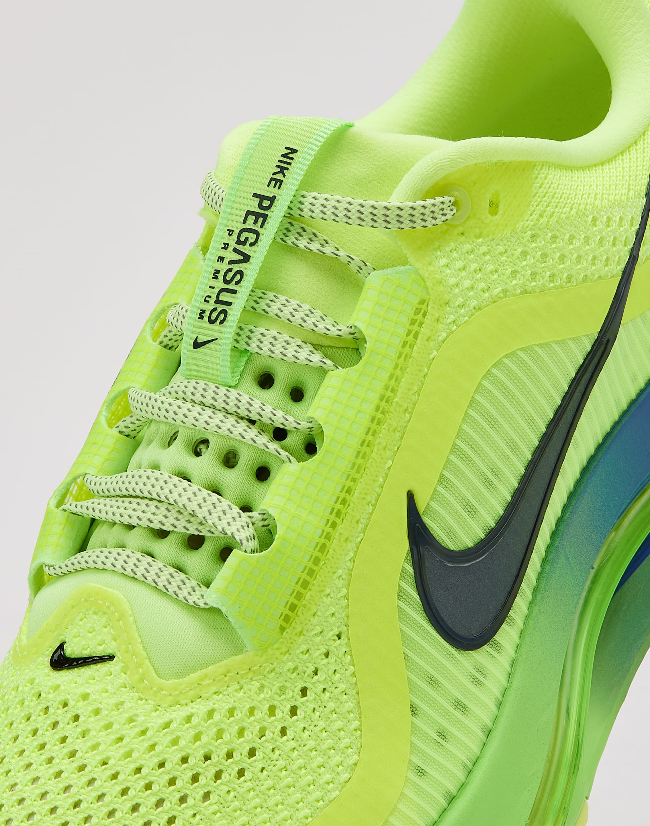 Nike Pegasus Premium