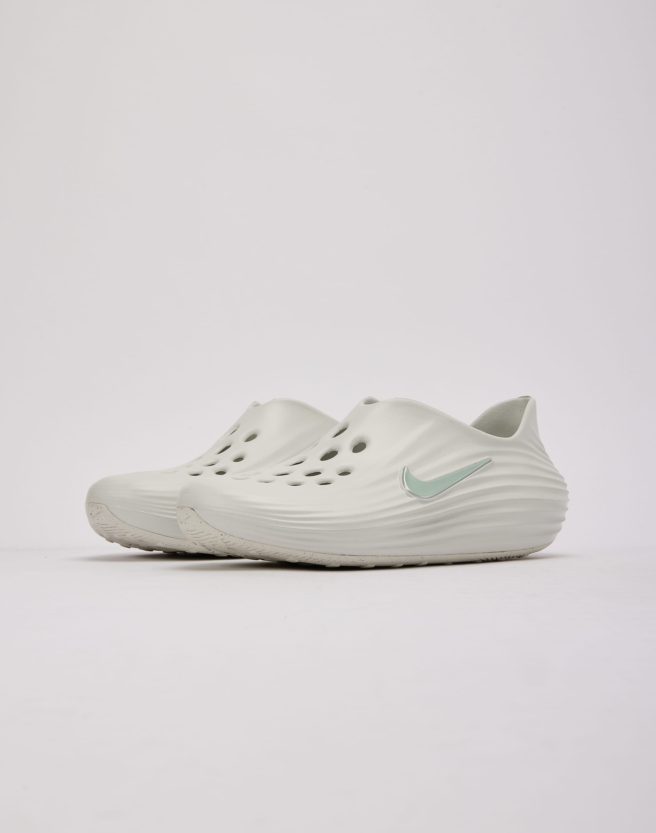 nike_HV5060_20005_M010.jpg