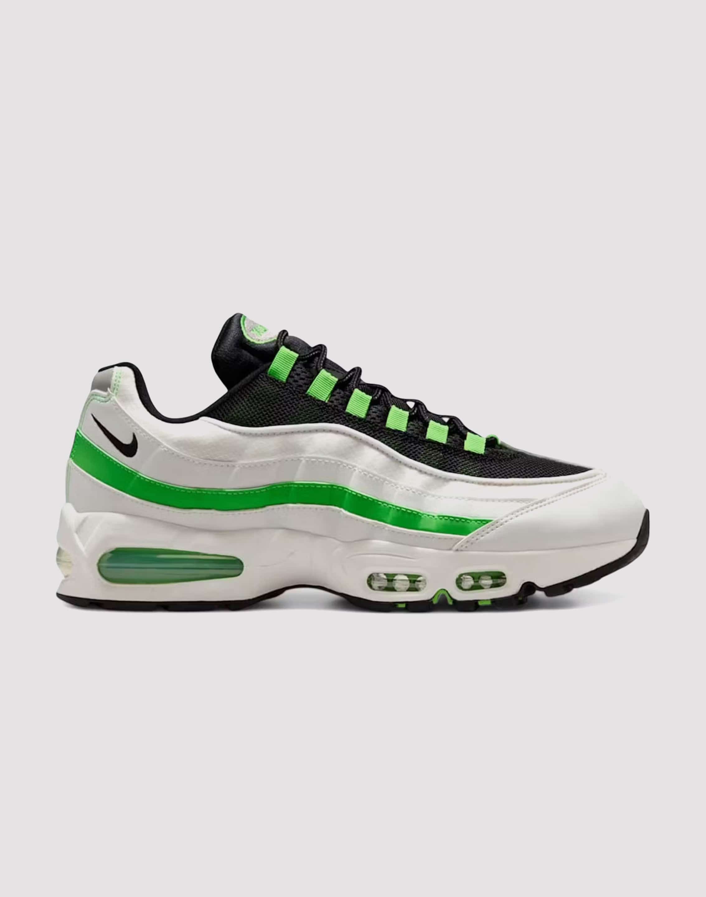 nike_IB1667-100_M.jpg