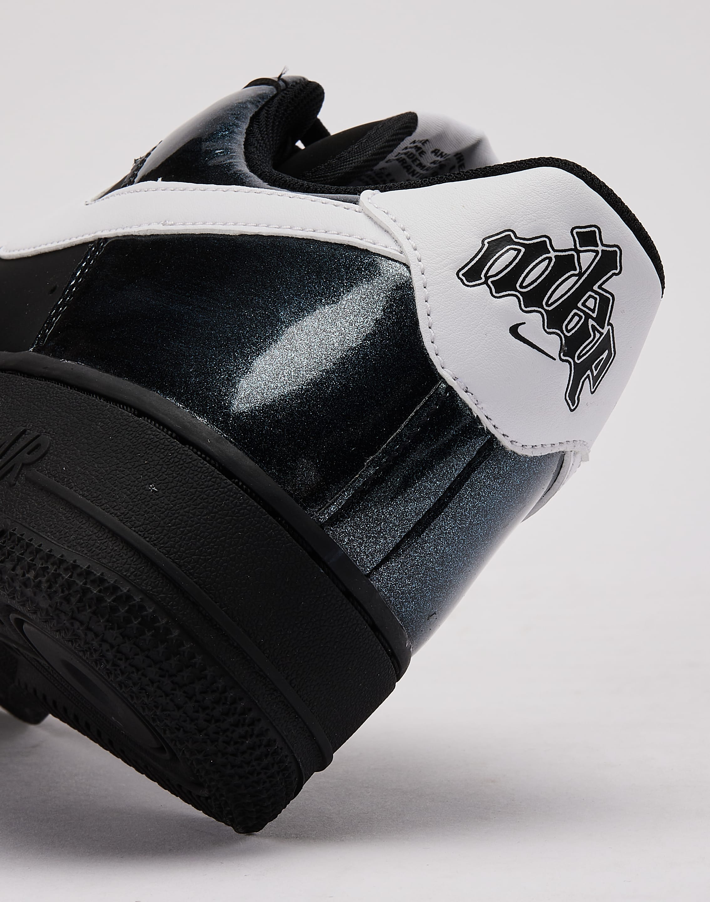 Nike Air Force 1 Low '07 LV8