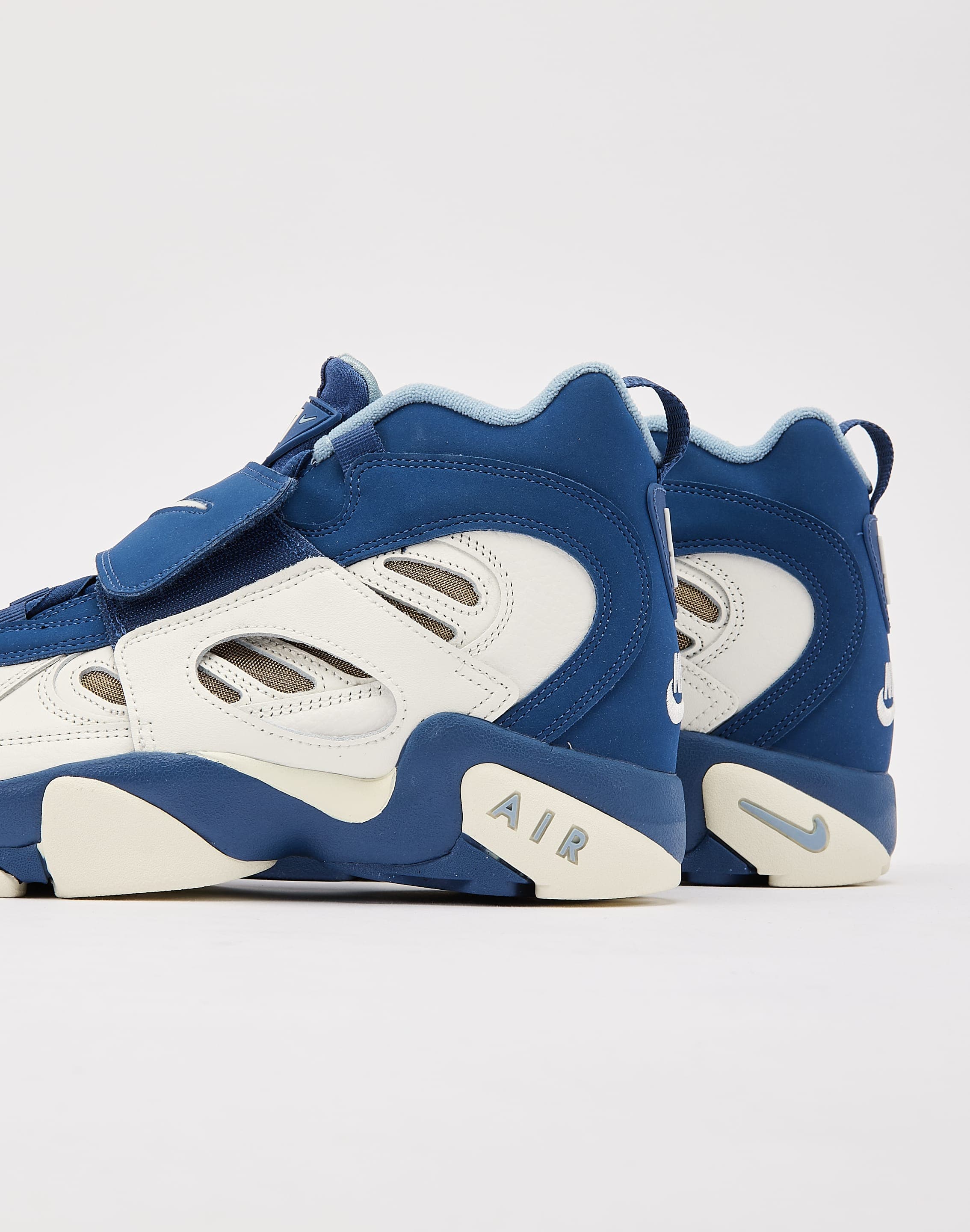 Nike Air Diamond Turf II 'Sail and Blue Grey'