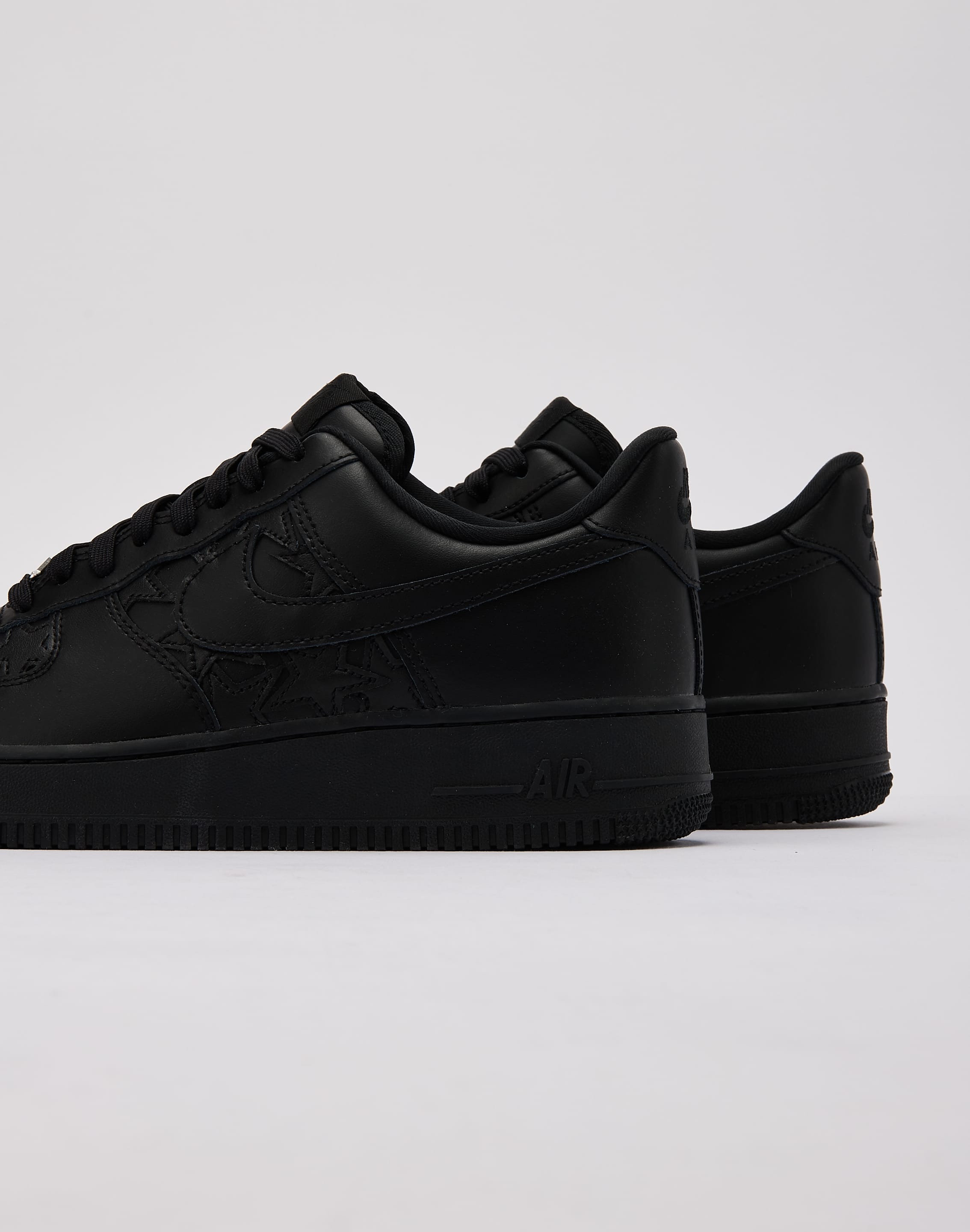 Nike Air Force 1 Low LV8 Edge