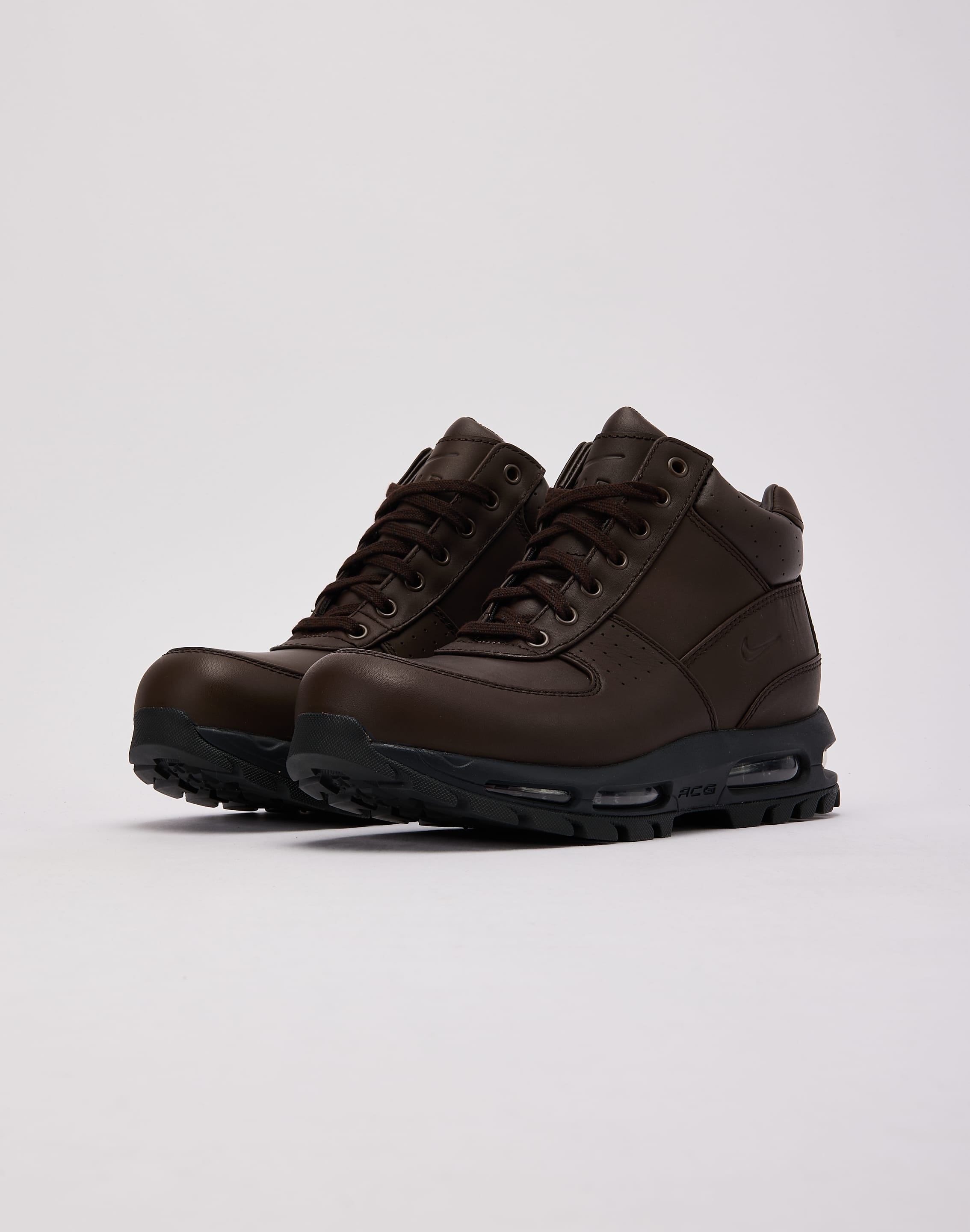 nike_IO7526_20237_M049.jpg