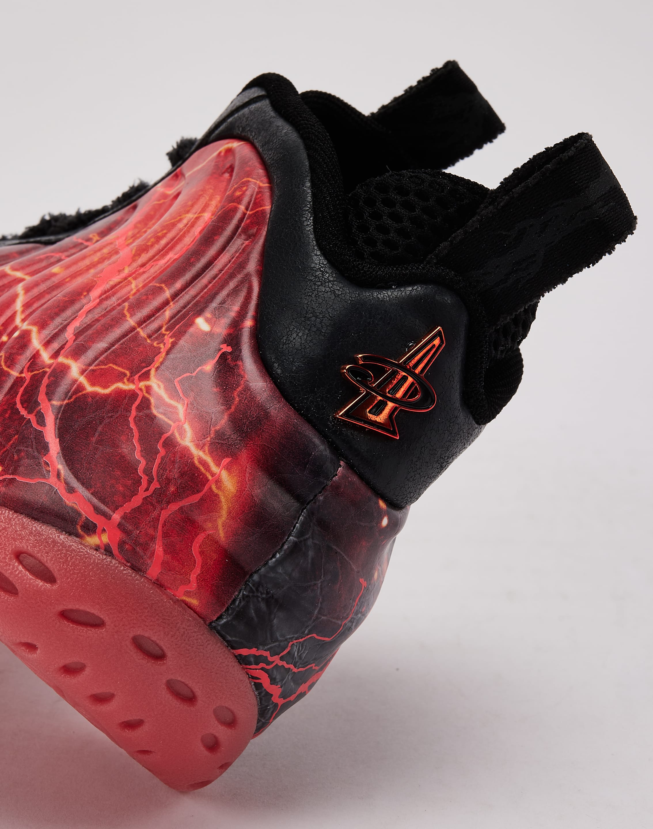 Nike Air Foamposite One PRM x Stranger Things 'Vecna'