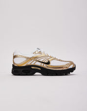 Nike Air Max Moto 2K