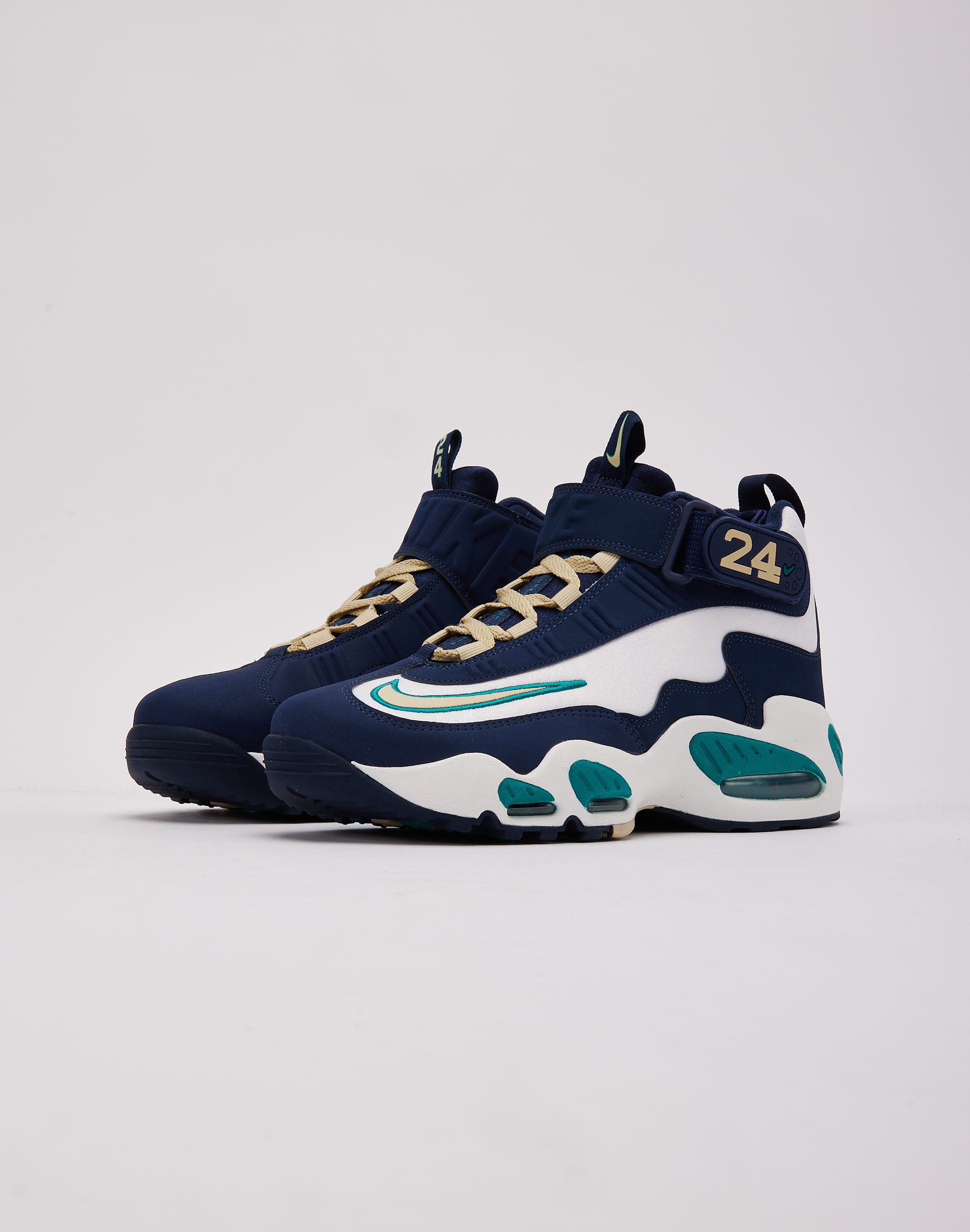 nike_IV6299_20410_M067.jpg