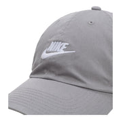 Unisex Nike Club Unstructured Futura Wash Cap- Particle Grey/White