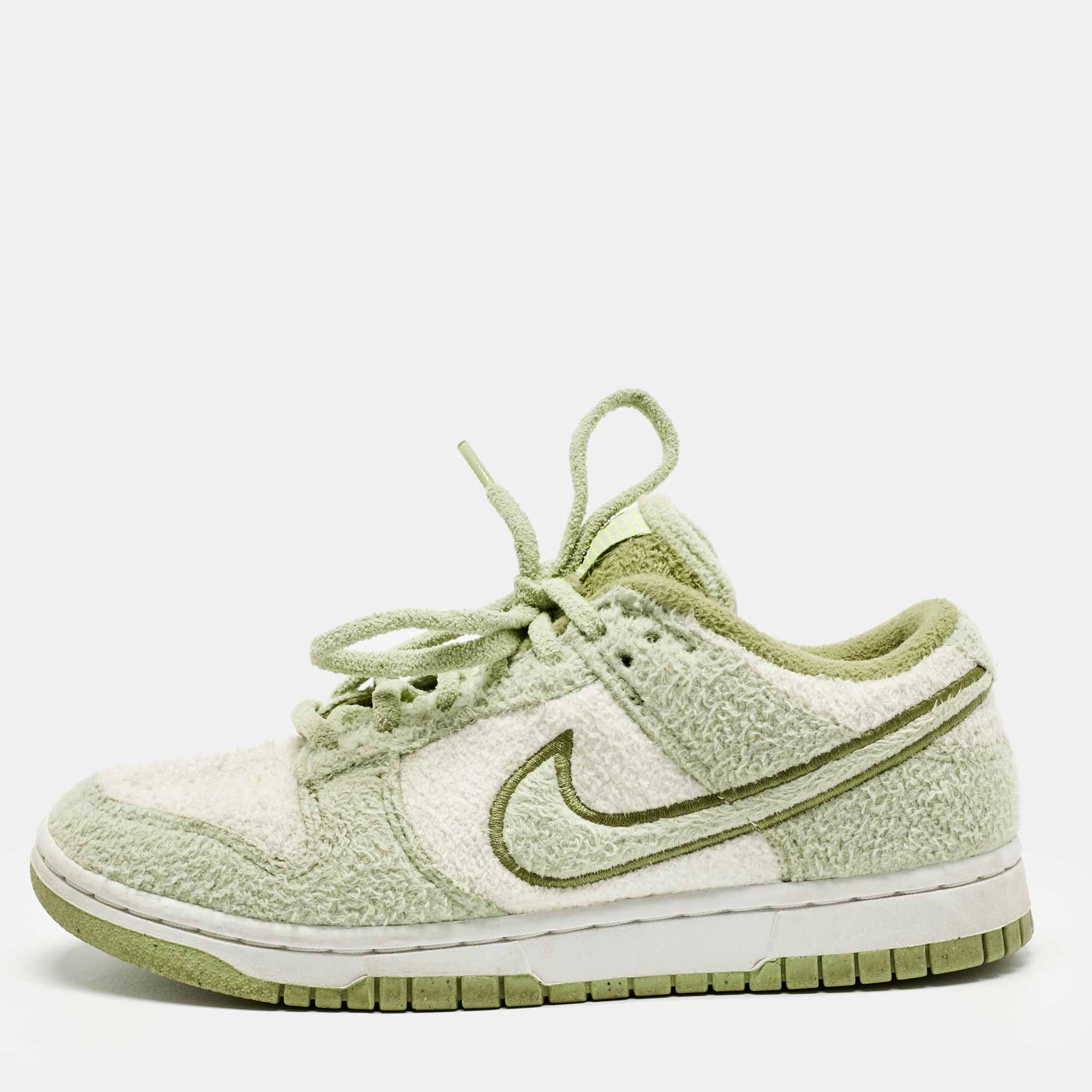 Nike Green/white Cotton Blend Dunk Low Se Cc "fleece Pack Sneakers