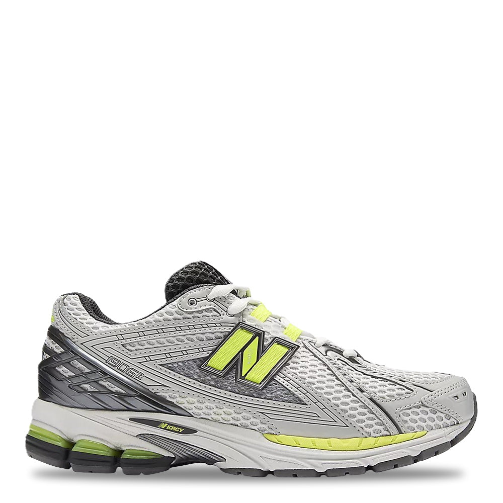 New Balance 1906R Sneakers