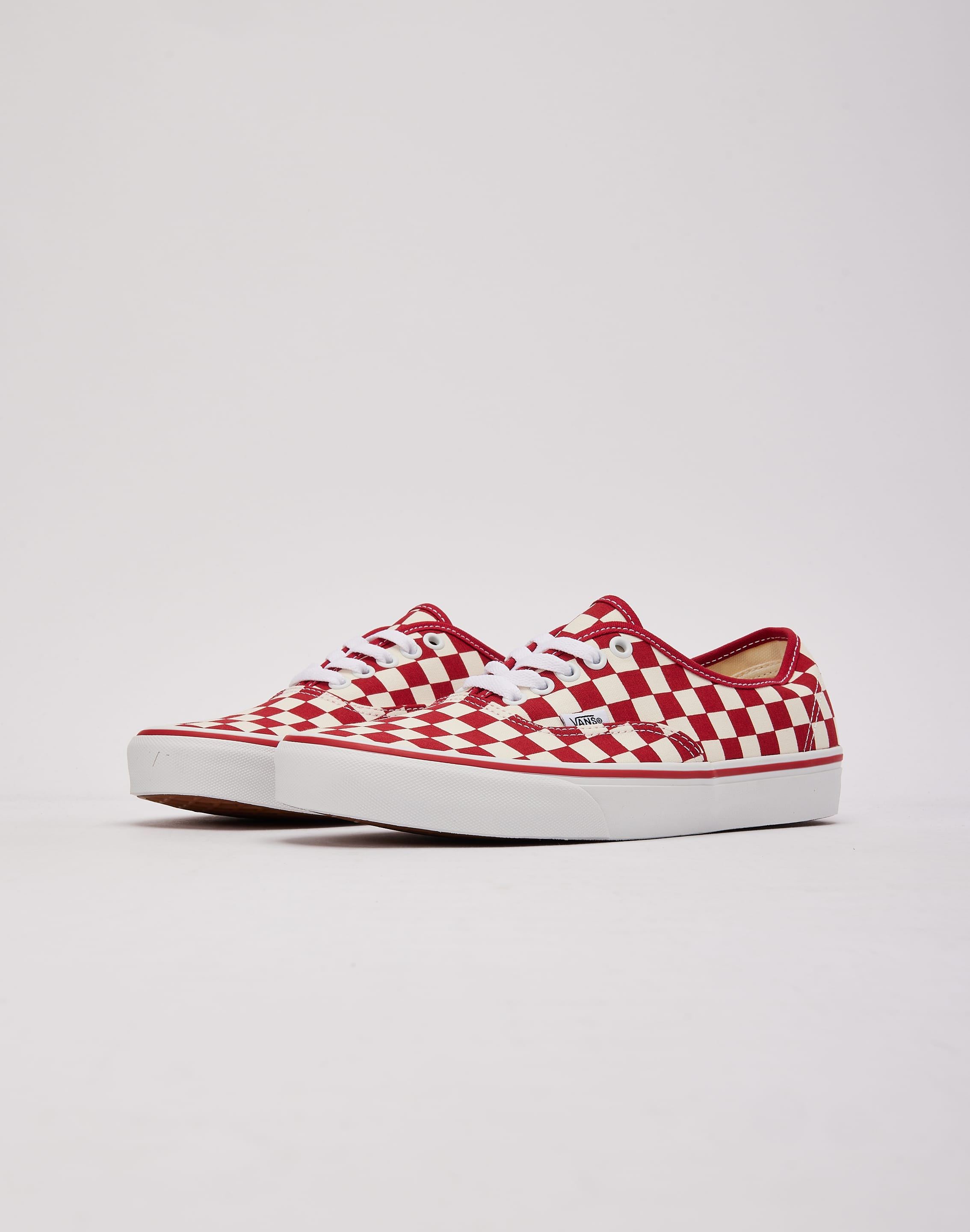 vans_VN000EGAR30_M028.jpg
