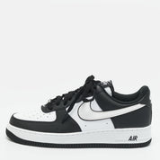 Nike Air Force 1 07 White Swoosh Panda