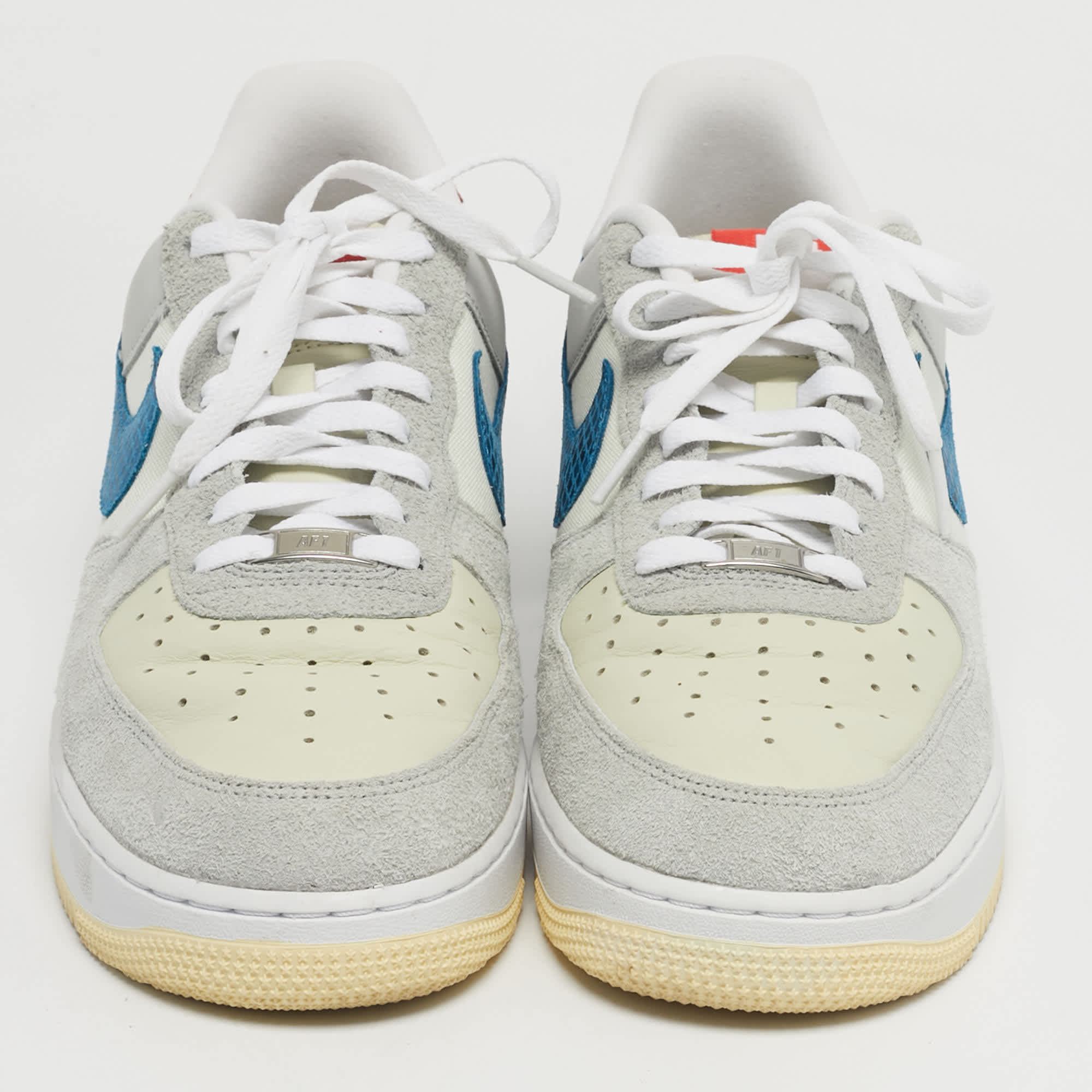 Nike Air Force 1 Sp Undefeated 5 On It Dunk Vs. Af1